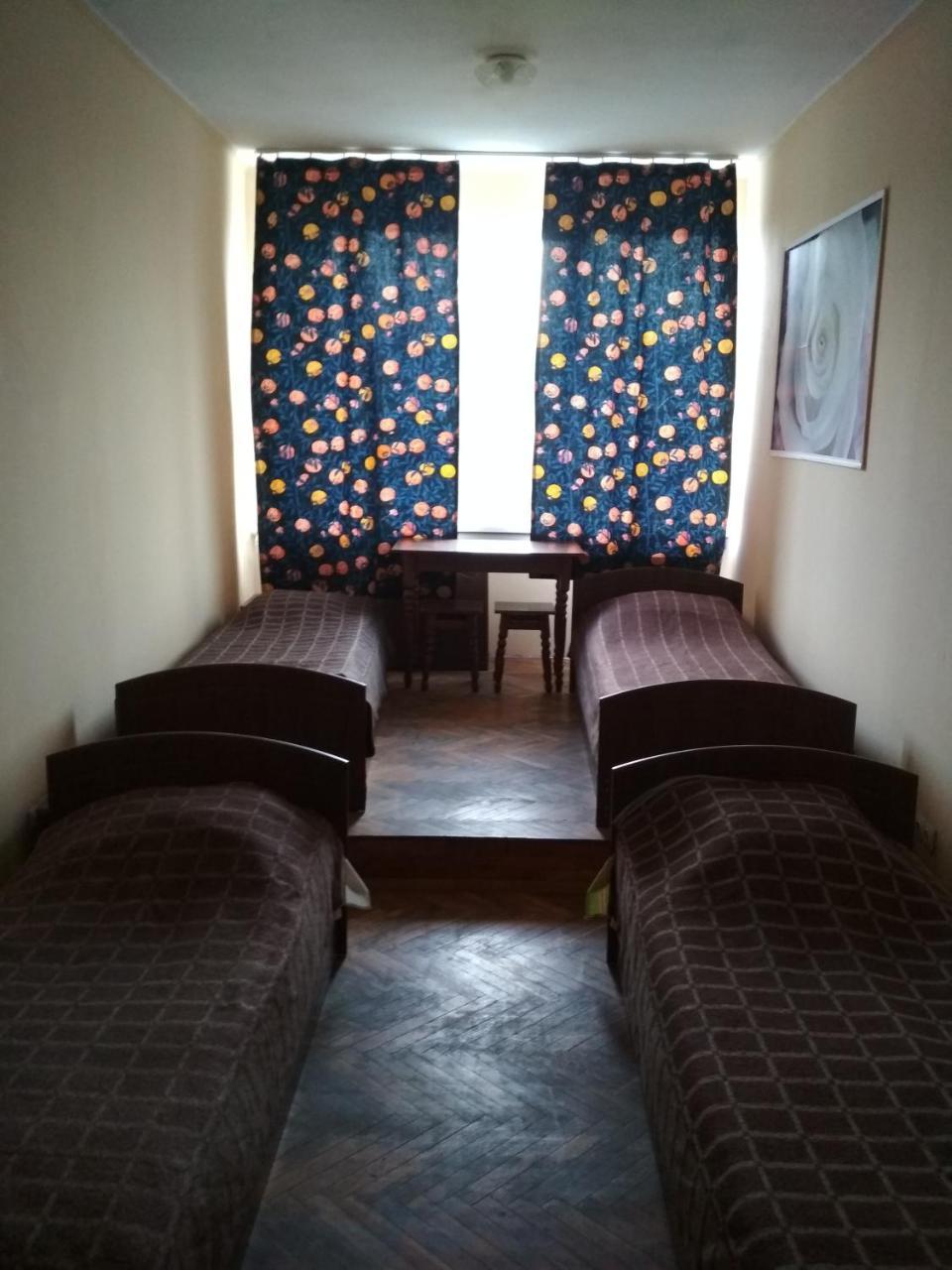 Hostel Na Kurmanovycha Lviv Dış mekan fotoğraf